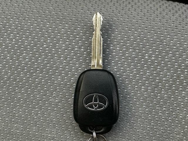 F 保証付 禁煙車 ワンオーナー 純正SDナビ 地デジTV キーレス 純正ホイール(7枚目)