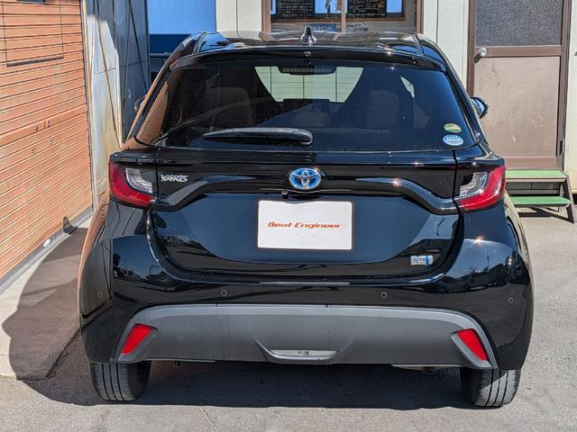 TOYOTA YARIS HYBRID G