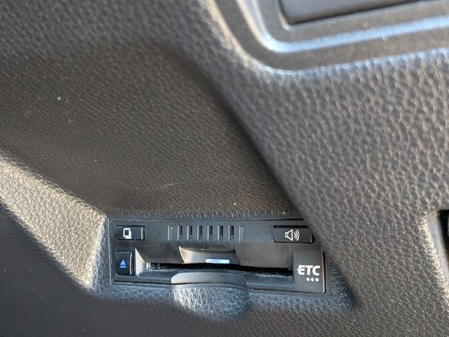 TOYOTA YARIS HYBRID G