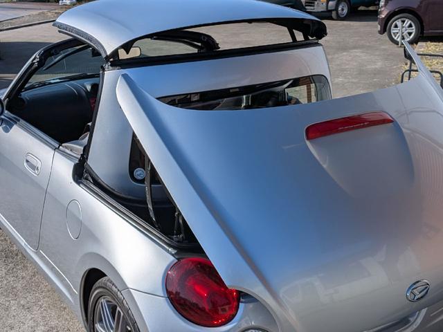 コペン ２ｎｄアニバーサリーエディション　電動オープン　ドライブレコーダー　ＥＴＣ　バックカメラ　ナビ　ＴＶ　ＨＩＤ　キーレスエントリー　シートヒーター　ＡＴ　ＡＢＳ　アルミホイール　衝突安全ボディ　エアコン　パワーステアリング　ターボ（27枚目）