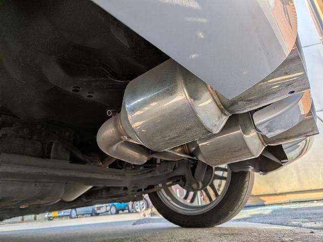 コペン ２ｎｄアニバーサリーエディション　電動オープン　ドライブレコーダー　ＥＴＣ　バックカメラ　ナビ　ＴＶ　ＨＩＤ　キーレスエントリー　シートヒーター　ＡＴ　ＡＢＳ　アルミホイール　衝突安全ボディ　エアコン　パワーステアリング　ターボ（31枚目）