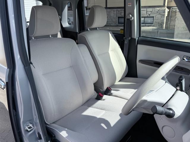 ムーヴキャンバス Gメイクアップリミテッド SAIII 4WD パナソニックナビ フルセグTV Bluetooth バックカメラ パノラマビュー ETC 両側パワースライドドア LEDヘッドライト アイドリングストップ クリアランスソナー スマートキー(35枚目)