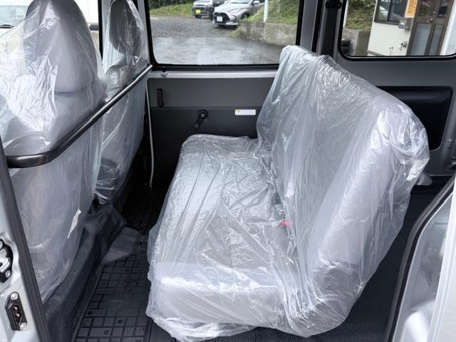 タウンエースバン ＧＬ　４ＷＤ　社外ナビ　フルセグ　スマートアシスト　ＬＥＤヘッドライト　ＬＥＤリヤフォグ　センターデフロック　寒冷地仕様　リヤヒーター　オートライト　キーレス　パワーウィンドウ　フロアマット　ドアバイザー（33枚目）