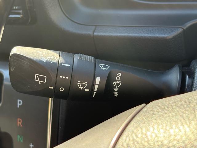 ハイエースバン スーパーＧＬ　ダークプライムＩＩ　４ＷＤ　ディーゼルターボ　トヨタセーフティセンス　ＬＥＤヘッドライト　社外１５インチＡＷ　ホワイトレタータイヤ　ＴＲＤエアロ　純正ナビ　バックカメラ　両側パワースライドドア　ＥＴＣ　スマートキー（28枚目）