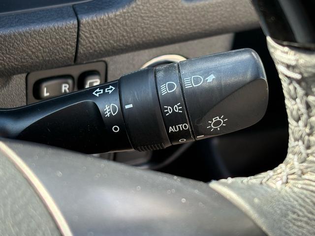 ハイエースバン スーパーＧＬ　ダークプライムＩＩ　４ＷＤ　ディーゼルターボ　トヨタセーフティセンス　ＬＥＤヘッドライト　社外１５インチＡＷ　ホワイトレタータイヤ　ＴＲＤエアロ　純正ナビ　バックカメラ　両側パワースライドドア　ＥＴＣ　スマートキー（29枚目）