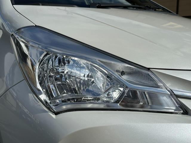 ヴィッツ Ｆ　４ＷＤ　１５インチＡＷ　社外ナビ　ＴＶ　ＥＴＣ　社外ドライブレコーダー　トヨタセーフティセンス　スマートキー　キーレス　プッシュスタート　フロントワイパーデアイサー　電動格納ミラー（11枚目）