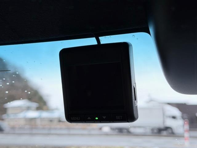 Ｎ－ＢＯＸカスタム Ｇ・Ｌホンダセンシング　４ＷＤ　純正ナビＴＶ　Ｂｌｕｅｔｏｏｔｈ　バックカメラ　両側パワースライドドア　ＬＥＤヘッドライト　ＬＥＤフォグランプ　シートヒーター　ＥＴＣ　クルーズコントロール　純正アルミホイール　オートエアコン（37枚目）