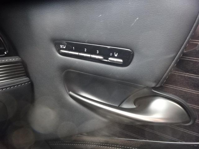 ＬＳ ＬＳ５００　Ｉパッケージ　ナビ　ＴＶ　バックカメラ　ＥＴＣ（30枚目）