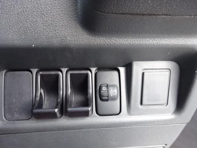 サンバートラック ＴＢ　エアコン　４ＷＤ（16枚目）