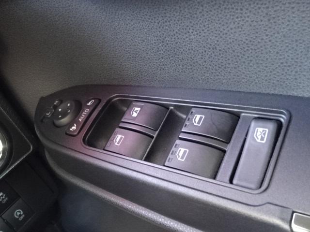 タント カスタムＲＳ　ナビ　ＴＶ　ＥＴＣ　バックカメラ　スマートキー　アルミ　４ＷＤ（28枚目）