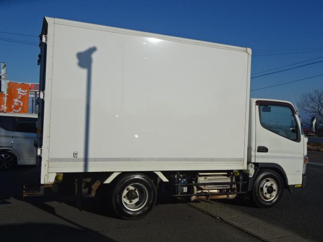 キャンター 　パネルバン　４ＷＤ（9枚目）