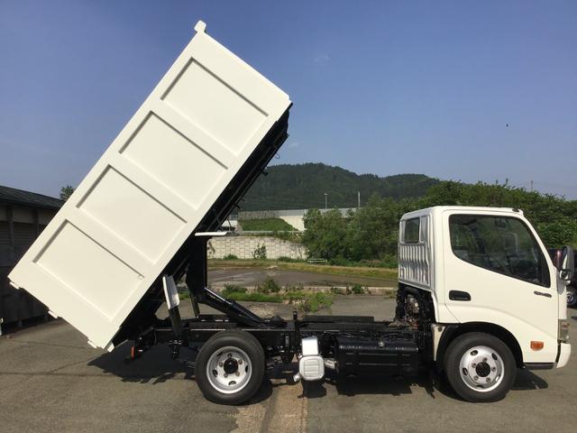 日野 デュトロ