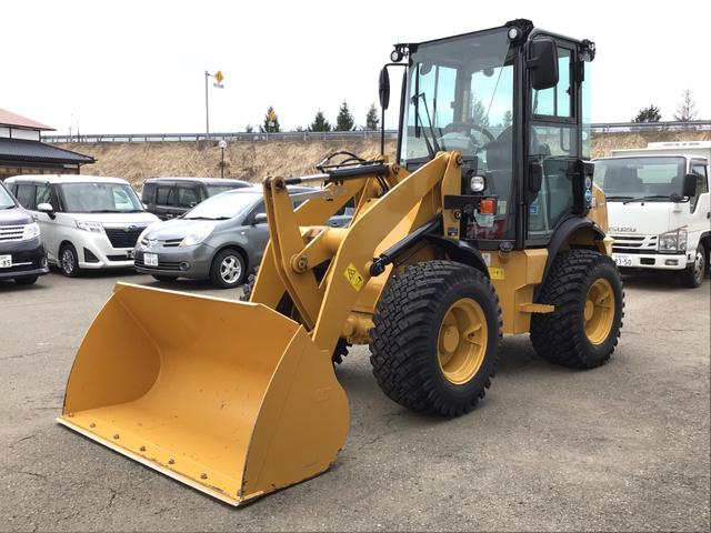 日本 　ＣＡＴ　ホイールローダー　９０２Ｃ２　除雪仕様　０．６立米　稼働時間３２０ｈ　スノータイヤ　ラジオ　サスペンションシート（9枚目）