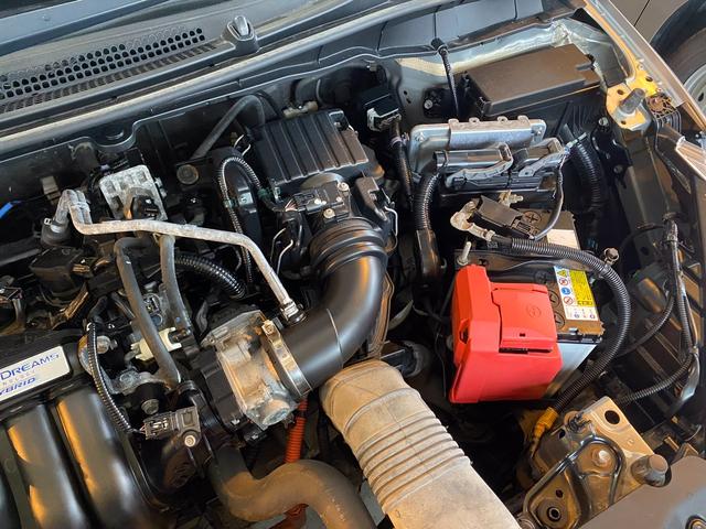 グレイス ハイブリッドＤＸ　４ＷＤ　社外メモリーナビ　ＥＴＣ　ドラレコ　ヒルスタートアシスト　コンフォートビューパッケージ　オートリトラミラー（53枚目）