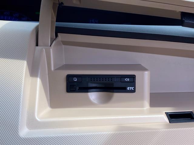 エスティマハイブリッド アエラス　オプションＨＤＤナビ　フルセグＴＶ　Ｂモニター　ＥＴＣ　純正エンジンスターター　両側Ｐスライドドア　Ｐバックドア　前後ドラレコ　後席モニター　ＨＩＤオートライト　フォグ　クルコン　ワンオーナー（34枚目）