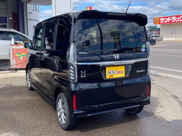 Ｎ－ＢＯＸカスタム Ｇ・Ｌ　４ＷＤ　ギャザスプレミアムインターナビ　フルセグＴＶ　Ｂモニター　ＥＴＣ　純正前後ドラレコ　前席シートヒーター　両側電動スライドドア　ステアリングスイッチ　ＬＥＤオートライト　フォグ　スマートキー（7枚目）