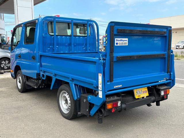 ダイナトラック 　４ＷＤ　ＩＣターボ　Ｗキャブ　シングルジャストロー　積載０．７５ｔ　アーム式６００ｋｇ型Ｐゲート　１４４馬力　５速マニュアル　ラジオ　フォグ　ＥＴＣ　Ｒヒーター付き　荷台内寸長２００　幅１５８　高３７（7枚目）