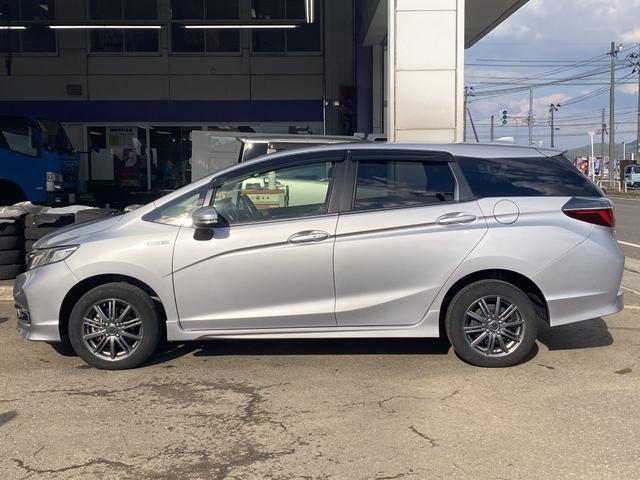 シャトル ハイブリッドX ホンダセンシング 4WD カロッツェリアメモリーナビ フルセグTV Bモニター 前後ドラレコ ETC2.0 LEDオートライト フォグ Aハイビーム シートヒーター パドルシフト 衝突軽減ブレーキ アクティブクルコン(5枚目)