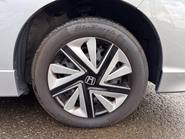 シャトル ハイブリッド ホンダセンシング 社外メモリーナビ Bモニター ETC スマートキー ドラレコ 衝突軽減ブレーキ アダプティブクルーズコントロール 路外逸脱抑制機能 車線維持支援システム(7枚目)