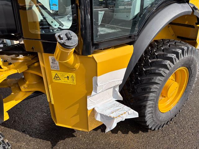 日本 　ＣＡＴホイールローダー９０１　除雪仕様　スノーバケット０．５立米　稼働３ｈ　未作業車　スノータイヤ　ヒーター　サスペンションシート　ラジオ　ＬＥＤ前照灯　ＬＥＤ作業灯　ディスコネクトスイッチ（29枚目）