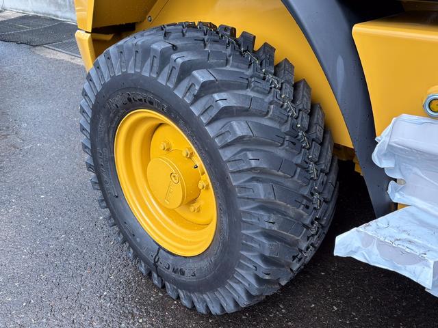 日本 　ＣＡＴホイールローダー９０１　除雪仕様　スノーバケット０．５立米　稼働３ｈ　未作業車　スノータイヤ　ヒーター　サスペンションシート　ラジオ　ＬＥＤ前照灯　ＬＥＤ作業灯　ディスコネクトスイッチ（40枚目）