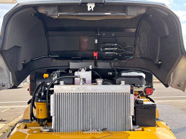 日本 　ＣＡＴホイールローダー９０２　除雪仕様　スノーバケット０．６立米　稼働３ｈ　未作業車　スノータイヤ　ヒーター　サスペンションシート　ラジオ　ＬＥＤ前照灯　ＬＥＤ作業灯　ディスコネクトスイッチ（30枚目）