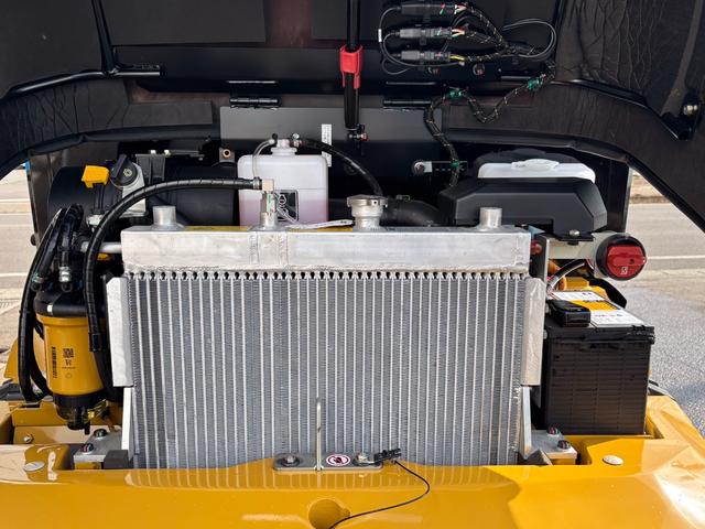 日本 　ＣＡＴホイールローダー９０２　除雪仕様　スノーバケット０．６立米　稼働３ｈ　未作業車　スノータイヤ　ヒーター　サスペンションシート　ラジオ　ＬＥＤ前照灯　ＬＥＤ作業灯　ディスコネクトスイッチ（31枚目）