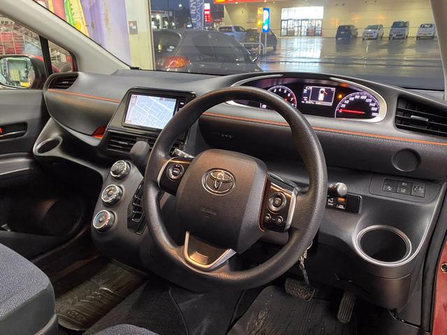 シエンタ X 4WD 4WD ディーラーオプションSDナビ フルセグTV Bモニター ETC ドラレコ 左パワースライドドア プリクラッシュセーフティ ハイビームアシスト 車線逸脱警報 電格ミラー ステアリングスイッチ(5枚目)