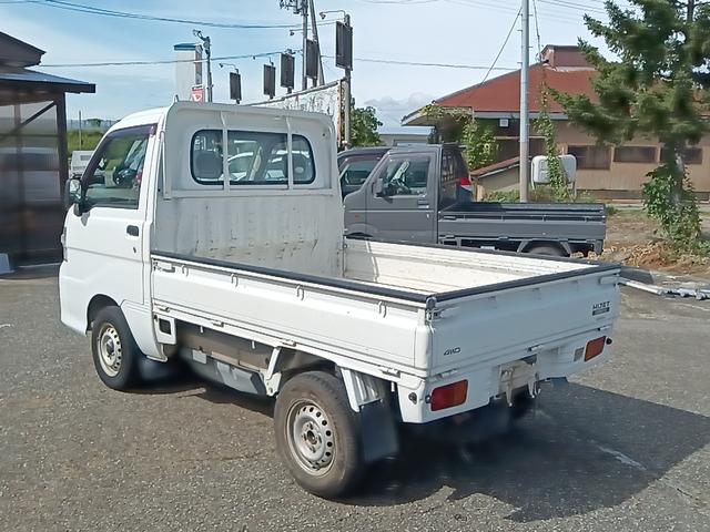 ハイゼットトラック エアコン・パワステ　スペシャル　ＰＳ　切り替え４ＷＤ　マニュアルエアコン（5枚目）