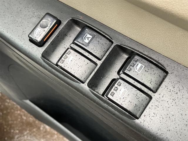 ミラ Ｘスペシャル　４ＷＤ　ドライブレコーダー　キーレスエントリー　ＭＴ　盗難防止システム　ＡＢＳ　ＣＤ　ミュージックプレイヤー接続可　アルミホイール　衝突安全ボディ　エアコン　パワーステアリング　パワーウィンドウ（10枚目）
