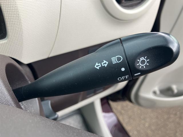 パッソ Ｘ　ユルリ　４ＷＤ　スマートキー　電動格納ミラー　ＣＶＴ　盗難防止システム　衝突安全ボディ　ベンチシート　ＡＢＳ　ＥＳＣ　ＣＤ　エアコン　パワーステアリング　パワーウィンドウ（8枚目）