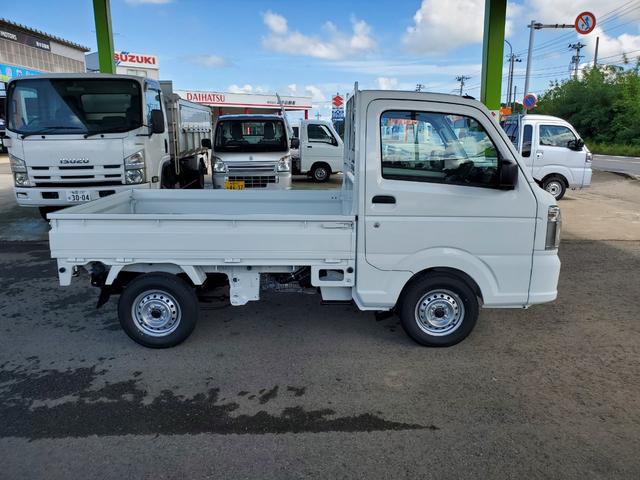 キャリイトラック ＫＣパワステ　４ＷＤ（4枚目）