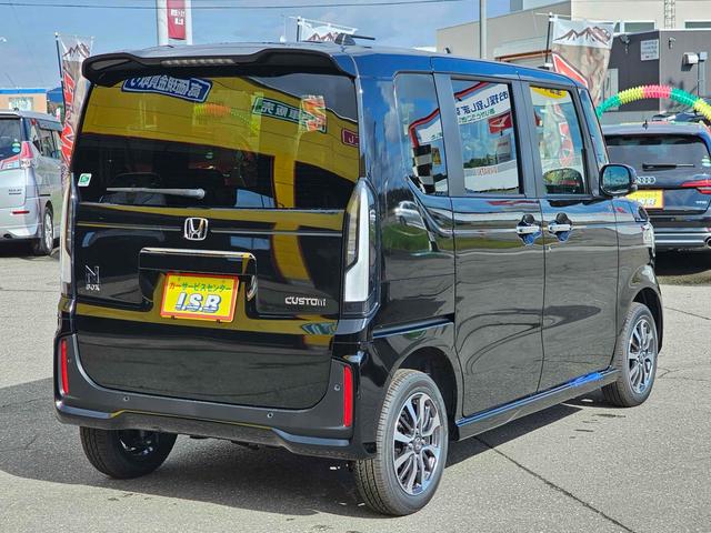 N-BOXカスタム ベースグレード 4WD 【届出済未使用車 ホンダセンシング】 純正ナビ フルセグTV バックカメラ 両側電動スライドドア オートクルーズコントロール レーンアシスト 衝突被害軽減システム LEDヘッドランプ(5枚目)
