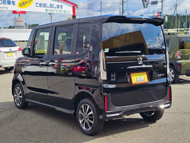 N-BOXカスタム ベースグレード 4WD 【届出済未使用車 ホンダセンシング】 純正ナビ フルセグTV バックカメラ 両側電動スライドドア オートクルーズコントロール レーンアシスト 衝突被害軽減システム LEDヘッドランプ(7枚目)