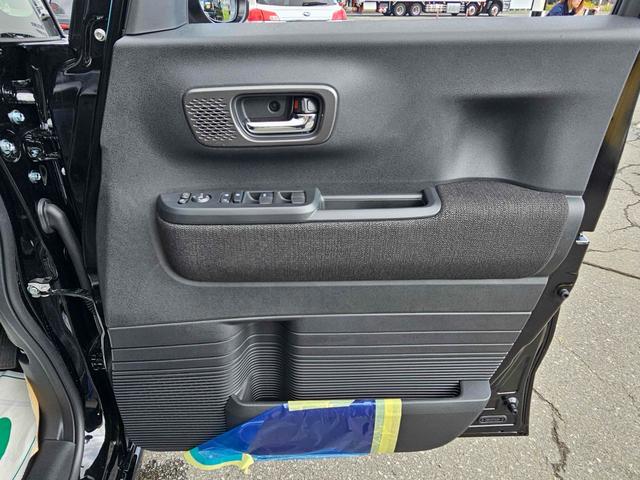 N-BOXカスタム ベースグレード 4WD 【届出済未使用車 ホンダセンシング】 純正ナビ フルセグTV バックカメラ 両側電動スライドドア オートクルーズコントロール レーンアシスト 衝突被害軽減システム LEDヘッドランプ(65枚目)