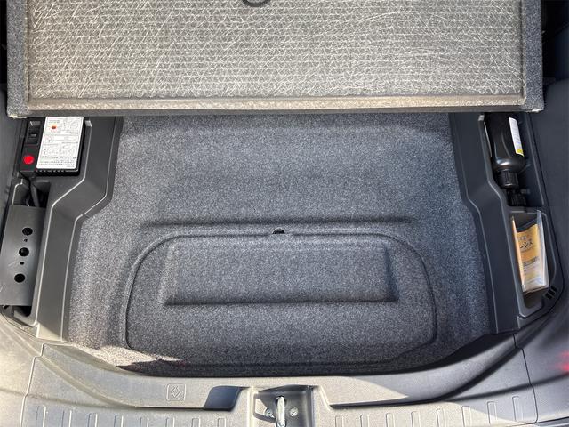 N-ONE プレミアム・Lパッケージ 4WD【修復歴無 禁煙車 純正ツートンカラー】ナビ TV バックカメラ ETC オートライト HIDライト スマートキー アイドリングストップ 電動格納ミラー ESC CD USB チップアップシート(26枚目)