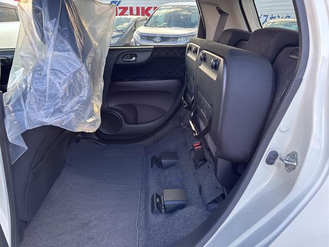 N-ONE プレミアム・Lパッケージ 4WD【修復歴無 禁煙車 純正ツートンカラー】ナビ TV バックカメラ ETC オートライト HIDライト スマートキー アイドリングストップ 電動格納ミラー ESC CD USB チップアップシート(29枚目)