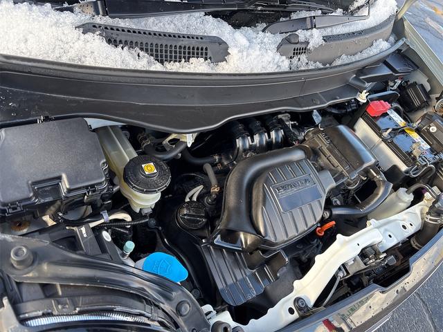 N-ONE プレミアム・Lパッケージ 4WD【修復歴無 禁煙車 純正ツートンカラー】ナビ TV バックカメラ ETC オートライト HIDライト スマートキー アイドリングストップ 電動格納ミラー ESC CD USB チップアップシート(75枚目)