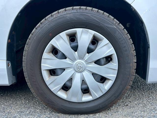 ヴォクシー X【兵庫県仕入/4WD/禁煙】 【4WD/後期型】【電動スライドドア/トヨタセーフティセンス/衝突軽減/レーンキープ】【7型ナビ/バックカメラ/BT接続/CD・DVD再生】【ドラレコ/クルコン/LEDライト/ETC】(70枚目)