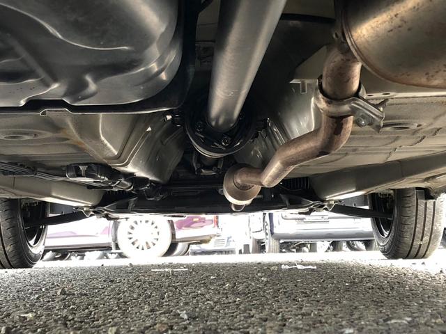 当社リースアップ車 禁煙 4WD 衝突軽減装置 シートヒーター オートライト 車線逸脱警告 コーナーセンサー ヘッドライトレベライザー スマートキー Pスタート アイドリングストップ オートエアコン(4枚目)