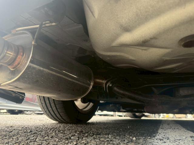 ＷＲＸ Ｓ４ ２．０ＧＴ－Ｓアイサイト【４ＷＤ／ターボ】　【衝突軽減／追従クルコン／ブラインドスポットモニター】【ＳＤナビ／フルセグ／ＥＴＣ／サイド・バックカメラ】【ドラレコ／ハーフレザー／パワーシート】【ＬＥＤライト／フォグ】【１８インチアルミホイール】（6枚目）