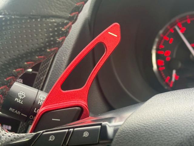 ＷＲＸ Ｓ４ ２．０ＧＴ－Ｓアイサイト【４ＷＤ／ターボ】　【衝突軽減／追従クルコン／ブラインドスポットモニター】【ＳＤナビ／フルセグ／ＥＴＣ／サイド・バックカメラ】【ドラレコ／ハーフレザー／パワーシート】【ＬＥＤライト／フォグ】【１８インチアルミホイール】（11枚目）