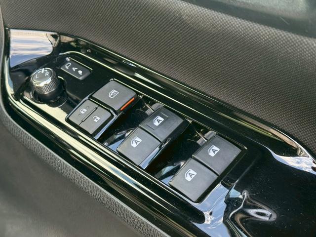 ヴォクシー ＺＳ　煌【禁煙車／冬タイヤＡＷ／トヨタセーフティセンス】　【クルーズコントロール／衝突軽減／車線逸脱警告／リヤオートエアコン】【両側電動ドア／ＬＥＤヘッドライト／オートライトハイビーム】【ＥＴＣ／バックカメラ／フルセグ／ＢＴ接続】【７型ナビ／前方ドラレコ】（53枚目）