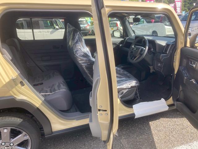 タフト Gターボ ダーククロムベンチャー【新品7型ナビ取付/4WD】 【届出済未使用車/パノラマモニター】【スカイフィールトップ/衝突軽減システム/車線逸脱警告/追従クルコン】【LEDヘッドライト/コーナーセンサー】【電動パーキング/オートライト】【シートヒーター】(13枚目)