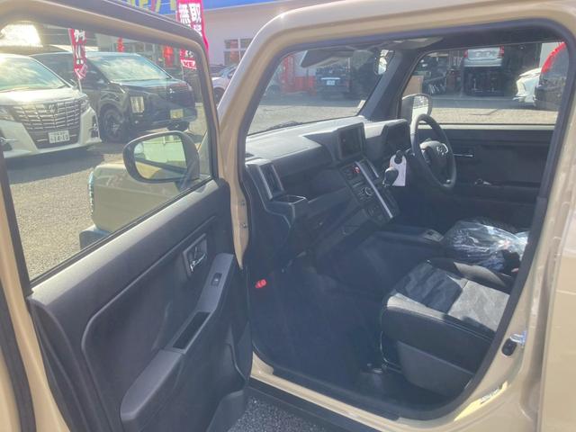 タフト Gターボ ダーククロムベンチャー【新品7型ナビ取付/4WD】 【届出済未使用車/パノラマモニター】【スカイフィールトップ/衝突軽減システム/車線逸脱警告/追従クルコン】【LEDヘッドライト/コーナーセンサー】【電動パーキング/オートライト】【シートヒーター】(16枚目)