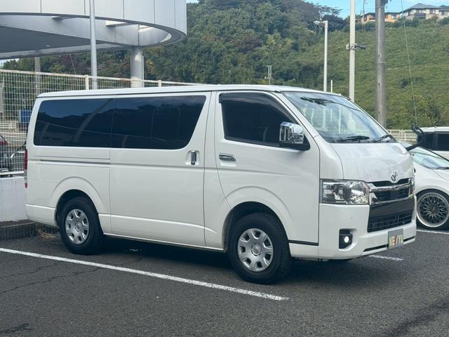 ハイエースバン スーパーＧＬ　ダークプライムＩＩ【４ＷＤ／ディーゼルターボ】　【ワンオーナー／禁煙／１００Ｖ電源】【ベッドキット付／トヨタセーフティセンス／全方位カメラ】【衝突軽減／コーナーセンサー／デジタルインナーミラー】【前後ドラレコ／ＬＥＤライト／オートハイビーム】（26枚目）