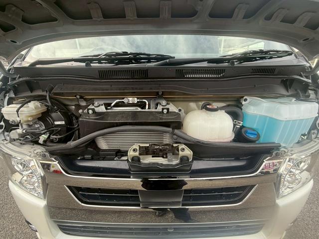 ハイエースバン スーパーＧＬ　ダークプライムＩＩ【４ＷＤ／ディーゼルターボ】　【ワンオーナー／禁煙／１００Ｖ電源】【ベッドキット付／トヨタセーフティセンス／全方位カメラ】【衝突軽減／コーナーセンサー／デジタルインナーミラー】【前後ドラレコ／ＬＥＤライト／オートハイビーム】（38枚目）