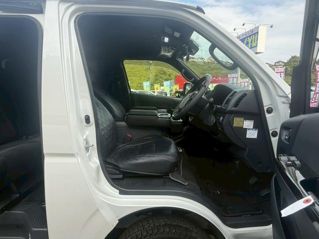 ハイエースバン スーパーＧＬ　ダークプライムＩＩ【４ＷＤ／ディーゼルターボ】　【ワンオーナー／禁煙／１００Ｖ電源】【ベッドキット付／トヨタセーフティセンス／全方位カメラ】【衝突軽減／コーナーセンサー／デジタルインナーミラー】【前後ドラレコ／ＬＥＤライト／オートハイビーム】（40枚目）