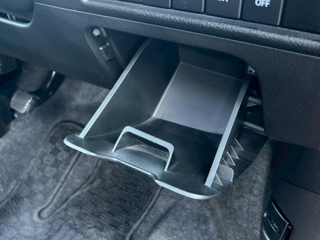 ソリオバンディット ハイブリッドMV 【禁煙車/8型SDナビ/ドラレコ】 【クルーズコントロール/衝突軽減/車線逸脱警告】【フルセグ/BT接続/CD・DVD再生】【シートヒーター/電動スライドドア】【LEDオートライト/フォグ/アイドリングストップ】【ビルトインETC】(35枚目)