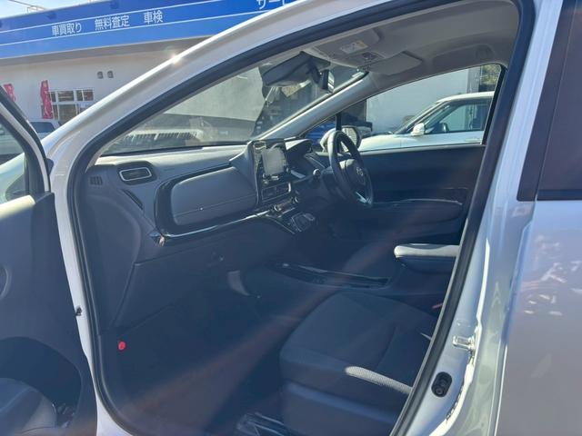 アクア G【禁煙/4WD/寒冷地仕様】【純正前後ドラレコ】 【追従クルコン/100V電源】【7型ナビ/バックカメラ/BT接続】【衝突軽減/車線逸脱警告/コーナーセンサー】【LED/オートハイビーム】【ETC】【フロント熱線/ミラーヒーター】【革巻きステア】(28枚目)